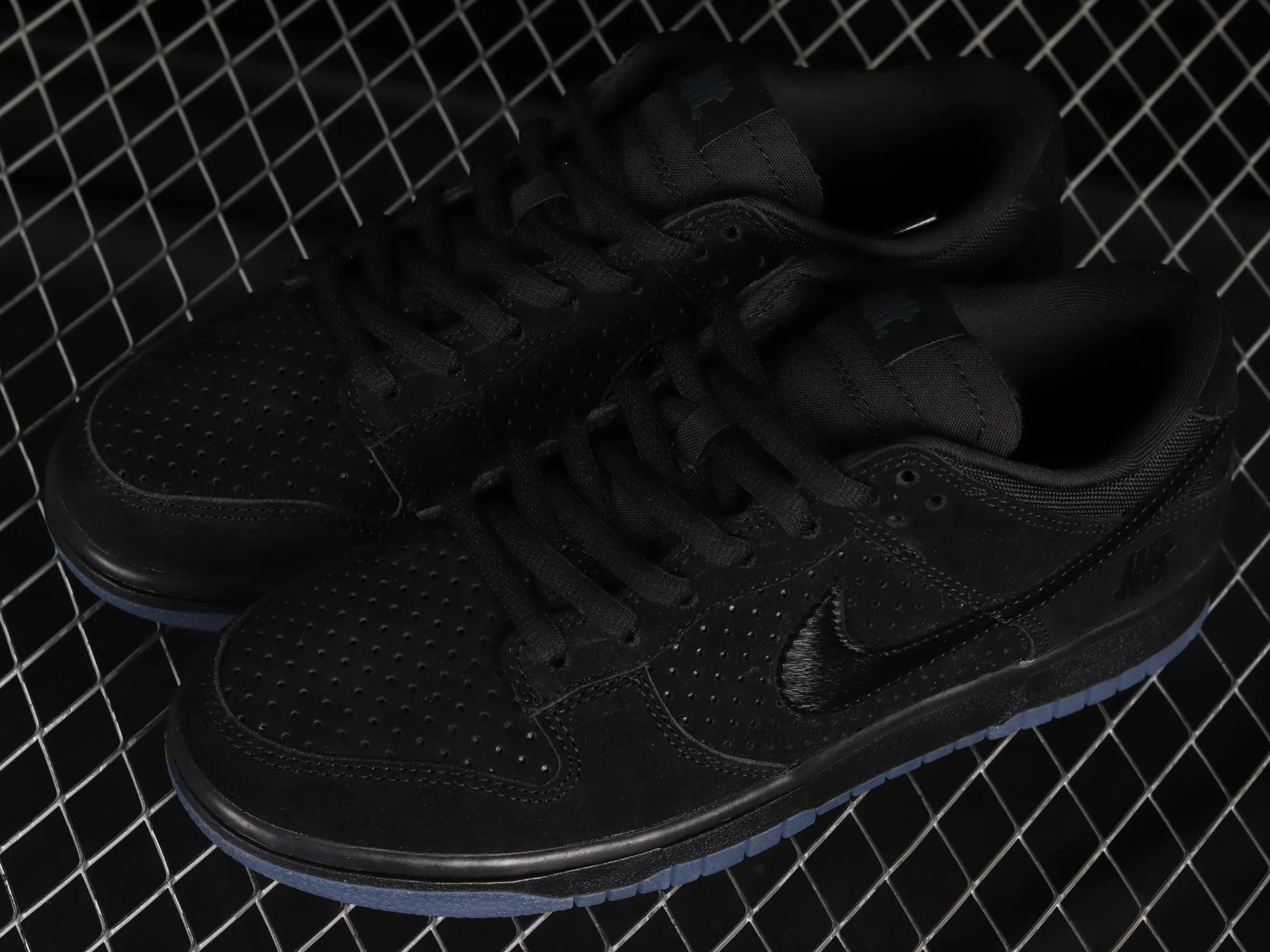 All categories Nk SB Dunk series Nk SB Dunk Low low-top sneakers Nk SB Dunk Low SB smashed backboard fashion casual sneakers DO9329-001
